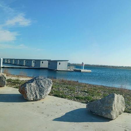 Le Clin D'Oeil Sur Le Port. Appartement Gruissan Buitenkant foto