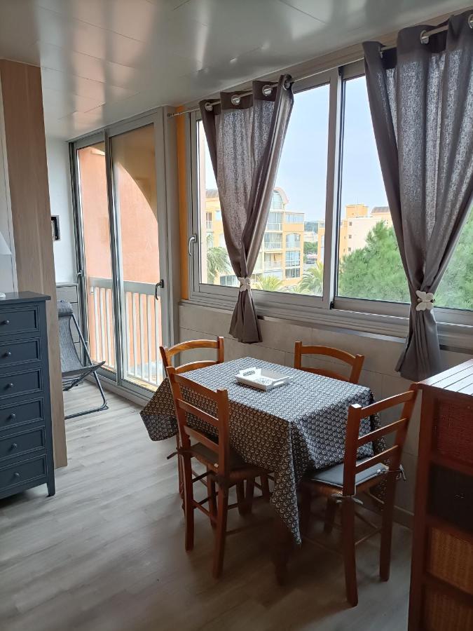 Le Clin D'Oeil Sur Le Port. Appartement Gruissan Buitenkant foto